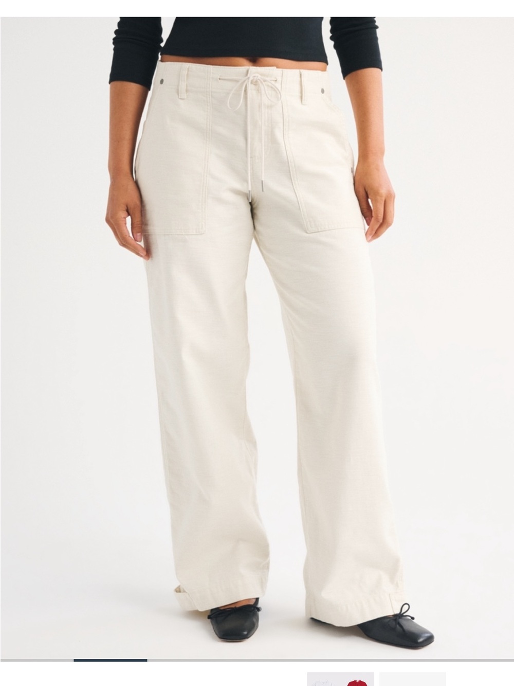 A&F 100% Cotton Curve Love Low Rise
Ultra Loose Weekender Pant